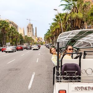 Veranstaltung: Barcelona: Tour en Tuk Tuk Eléctrico de 4 Horas, Barcelona Tuk Tuk Tours in Barcelona