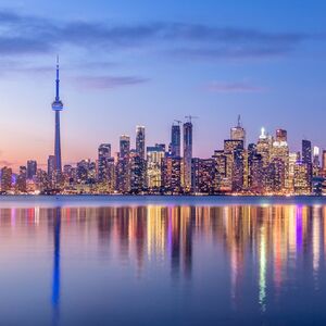 Veranstaltung: Scenic Toronto Night Tour with CN Tower Admission, CN Tower in Toronto