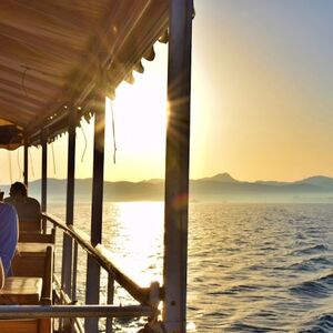 Veranstaltung: Palma de Mallorca: Puesta de Sol de 3 Horas + Excursión Musical en Barco, Mallorca Boat Trips in Palma de Mallorca