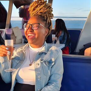 Veranstaltung: Luxury Sunset Cruise with Prosecco, Waterfront Boat Company in Cape Town