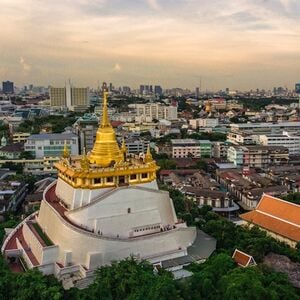 Veranstaltung: Golden Mount, Metal Castle & Giant Swing: Private Tour + Lunch + Transfers, Bangkok Walking Tours in Bangkok