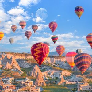 Veranstaltung: Cappadocia: Sunrise Hot Air Balloon Watching Tour + Roundtrip Transfer, Nevşehir Outdoor Activities in Nevsehir