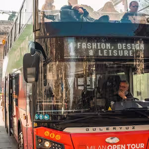 Veranstaltung: Gray Line Tour aperto di Milano: Tour in autobus Hop-on Hop-off, Milan Bike Tours in Milan