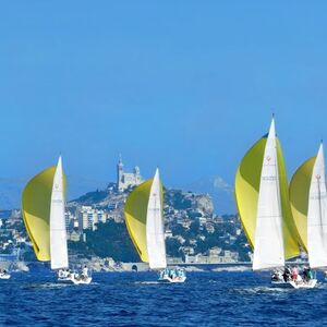 Veranstaltung: Marseille : Croisière à la voile en petit groupe d'une demi-journée, Marseille Boat Tours in Marseille