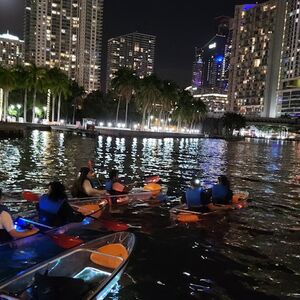 Veranstaltung: Miami: Guided LED-Lit Kayak Night Tour + Drinks, Miami Water Activities in Miami