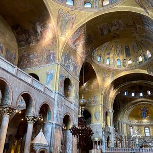 Veranstaltung: Basilica di San Marco: Biglietto Skip-the-line + Tour della città in barca, Basilica di San Marco in Venice