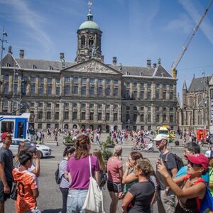 Veranstaltung: Amsterdam: Anne Frank & World War II Private Guided Tour, Amsterdam Centraal in amsterdam