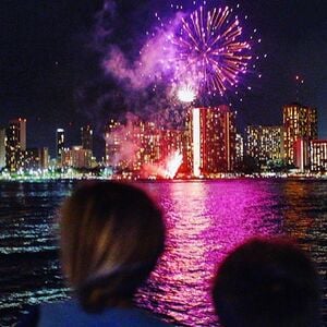 Veranstaltung: Honolulu: Fireworks Boat Tour, Hawaii City Tours in Honolulu