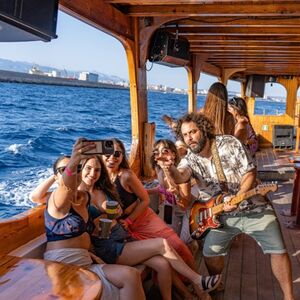Veranstaltung: Palma de Mallorca: Excursión de 4 horas en barco con snorkel y música, Mallorca Boat Trips in Palma de Mallorca